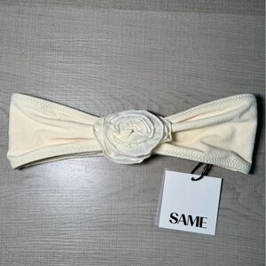 Same swim bikini top with flower